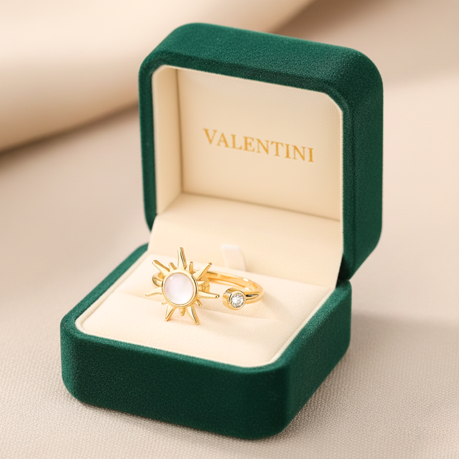 Anello di Luce - Opale dorée au cœur de l’Italie